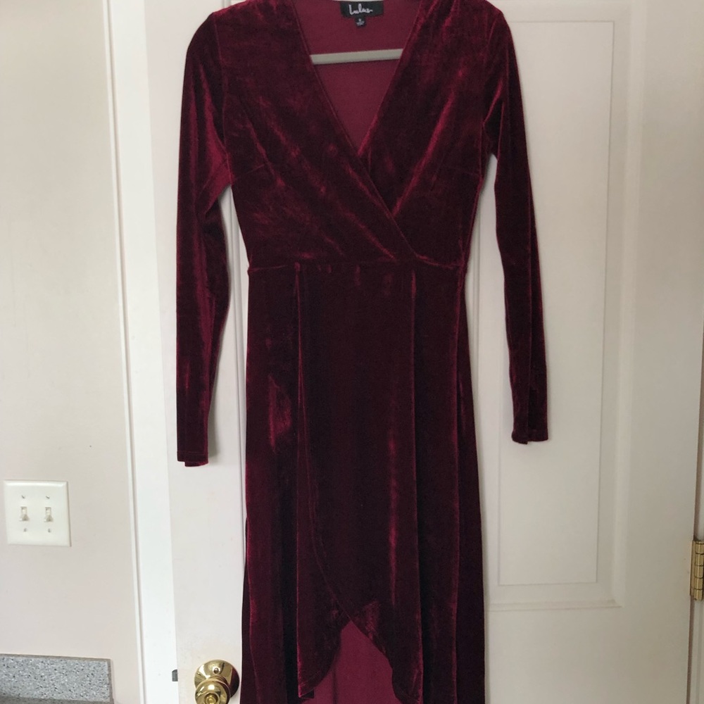 Elegant Velvet Burgundy Dress